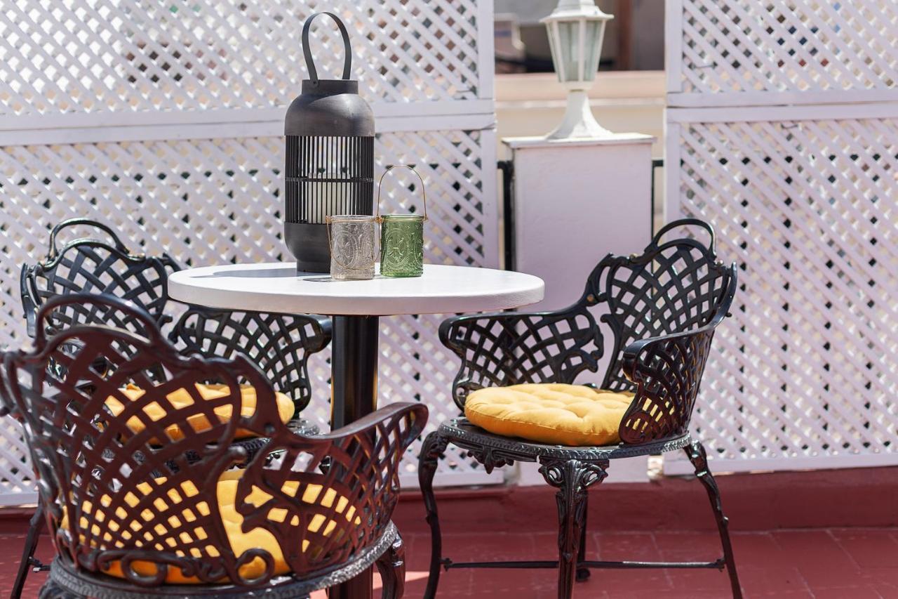 Sitgesnextdoor Bed & Breakfast Luaran gambar