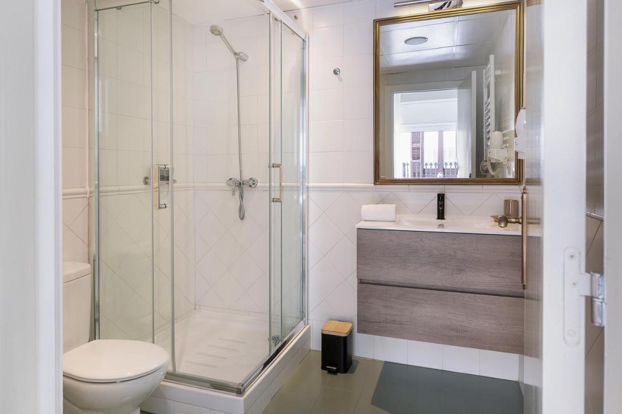 Sitgesnextdoor Bed & Breakfast Luaran gambar